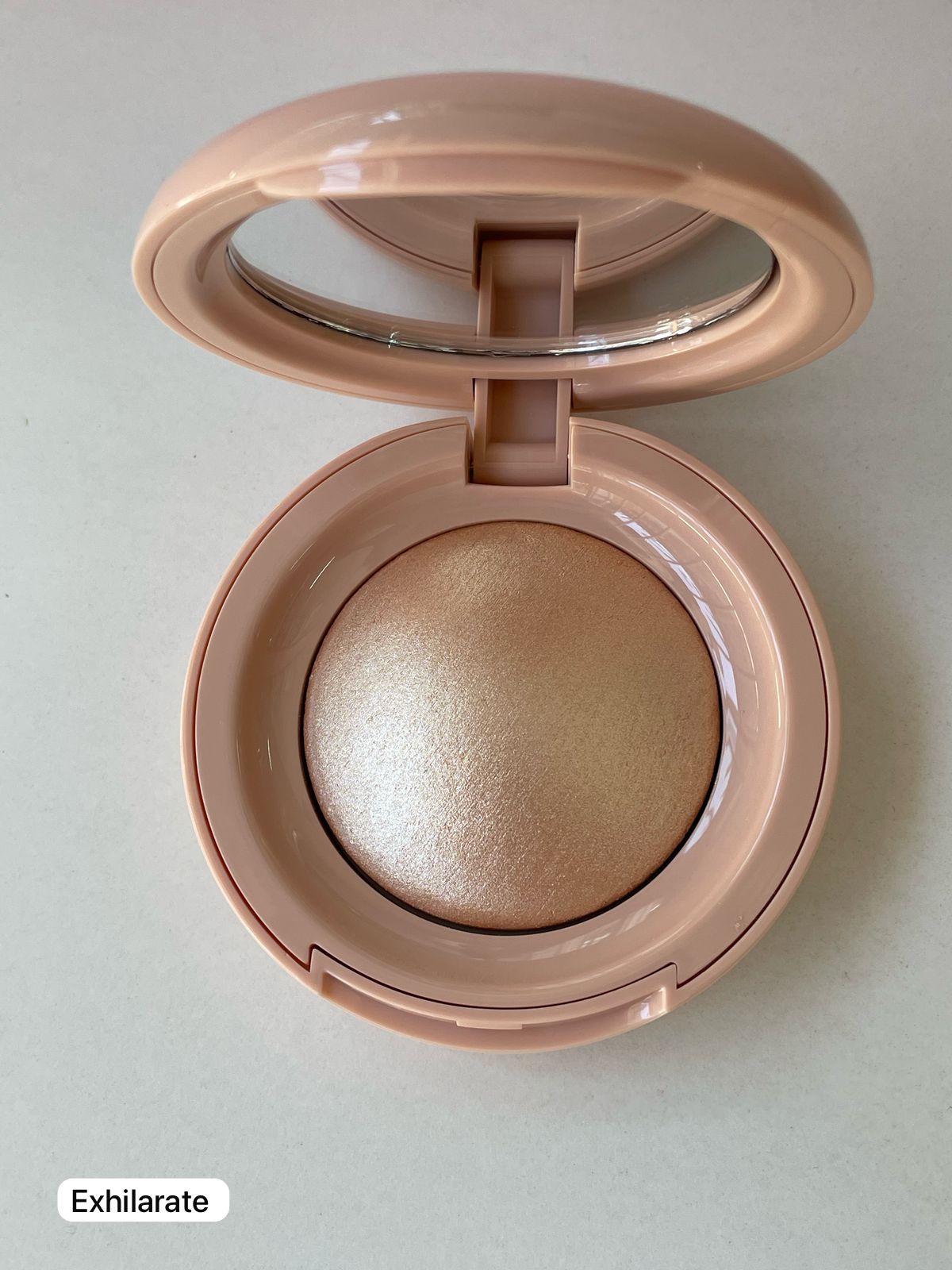 Positive light silky touch highlighter Exhilarate